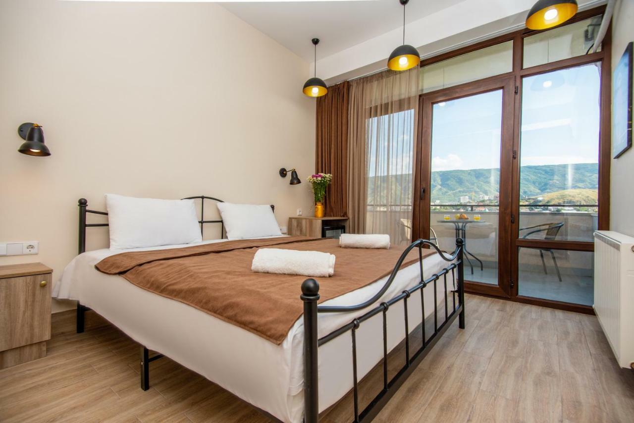 Tonusi Luxe Hotel In The Historic City Center Tbilisi Exterior photo