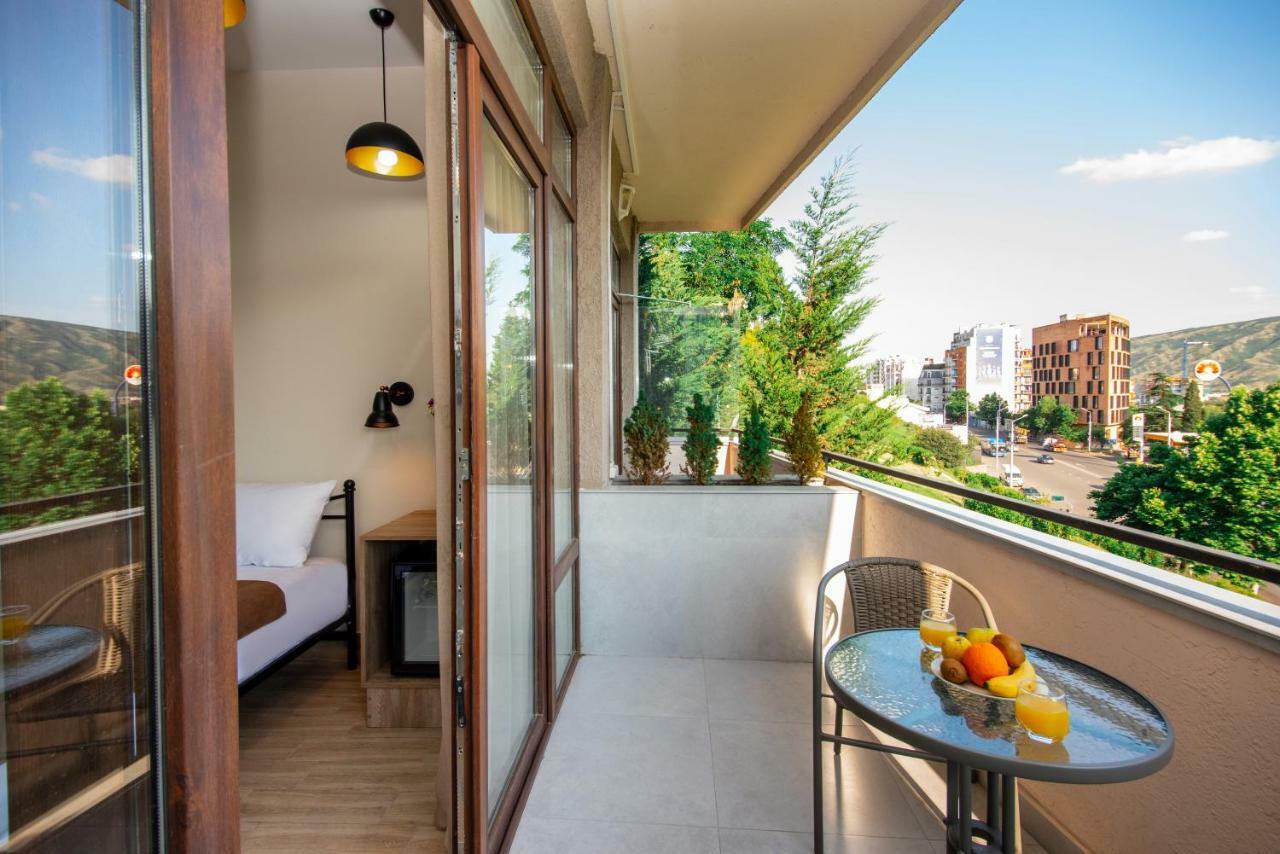 Tonusi Luxe Hotel In The Historic City Center Tbilisi Exterior photo