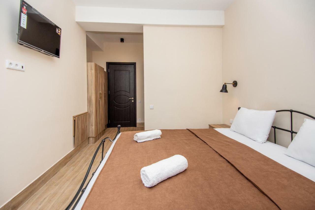 Tonusi Luxe Hotel In The Historic City Center Tbilisi Exterior photo